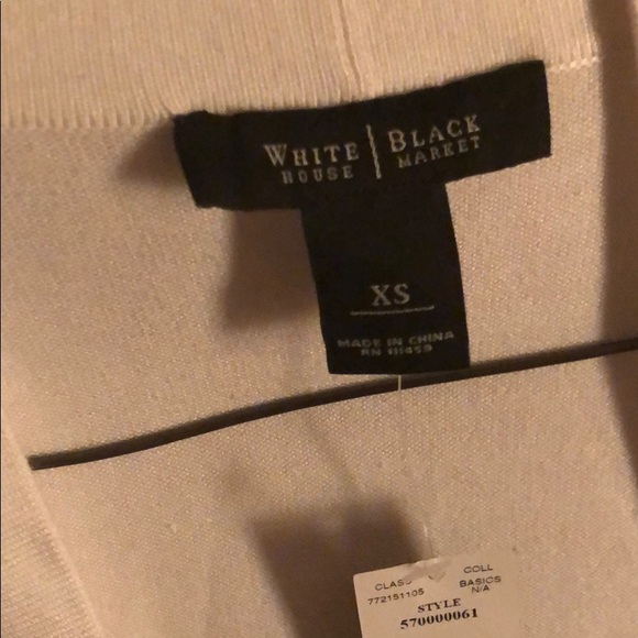 White tiny jacket - Picture 2 of 2